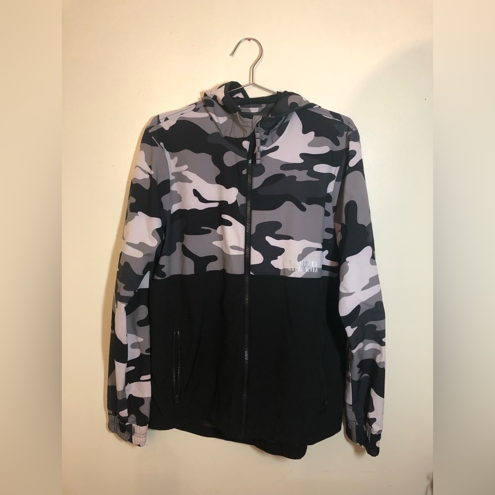 Hollister Windbreaker/Rain Jacket